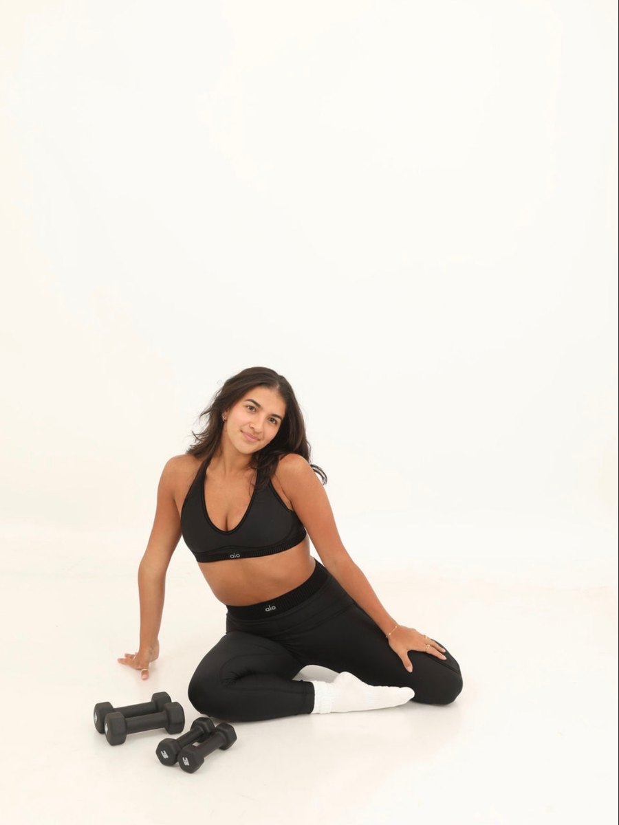Victoria Pileggi, Pilates Instructor at Elira Pilates
